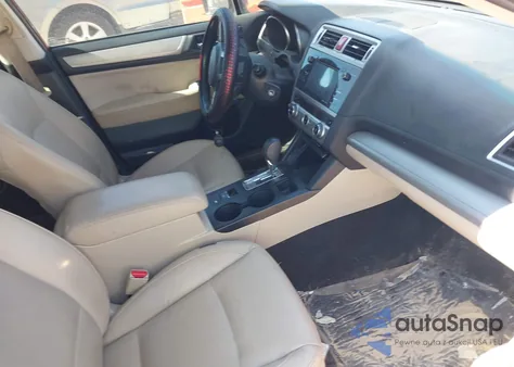 2015 Subaru Legacy 2.5I Premium z USA, uszkodzony, nr VIN 4S3BNBD6XF3033096